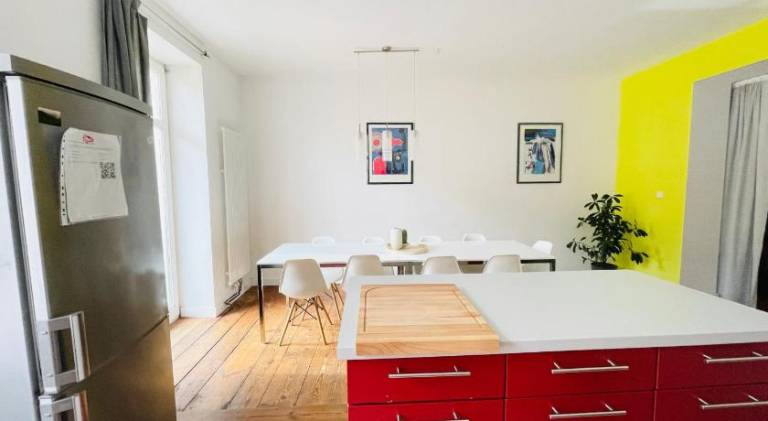 Holiday apartment with garden — photo 3