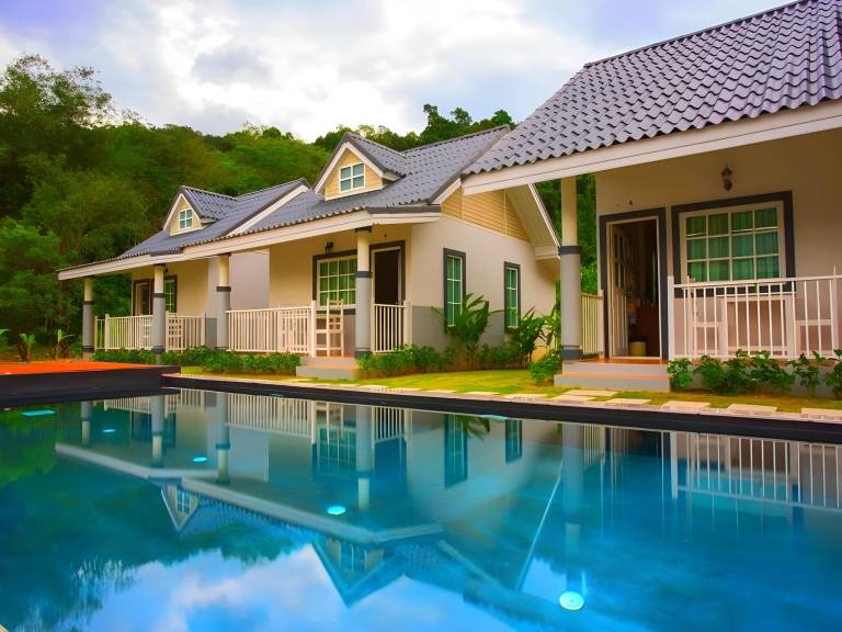 Resort Baan Khaolak Resort