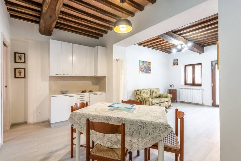 Holiday apartment with fast internet & patio | Garden view | Perfect for remote work | Dogs allowed — photo 2