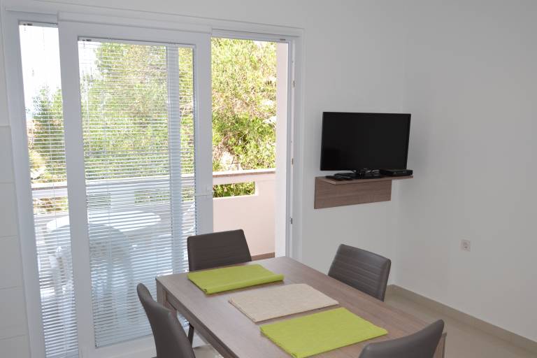 One bedroom apartment with balcony and sea view Jakišnica, Pag (A-4160-e) — photo 3