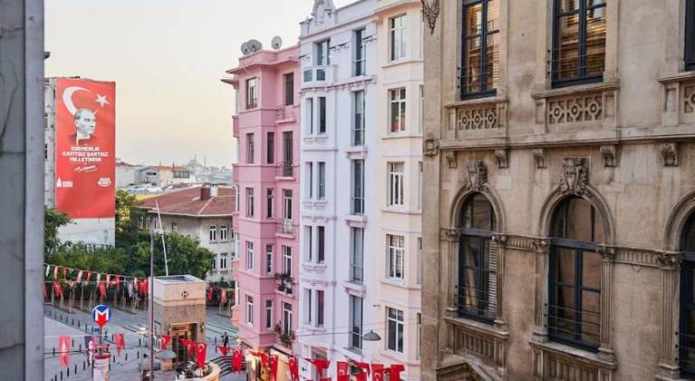 Stunning 2BR 1 Min Metro&Galata — photo 4