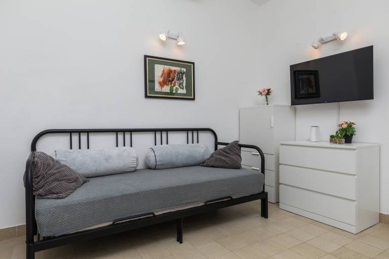 One bedroom apartment near beach Nemira (Omiš) (A-4277-a) — photo 4