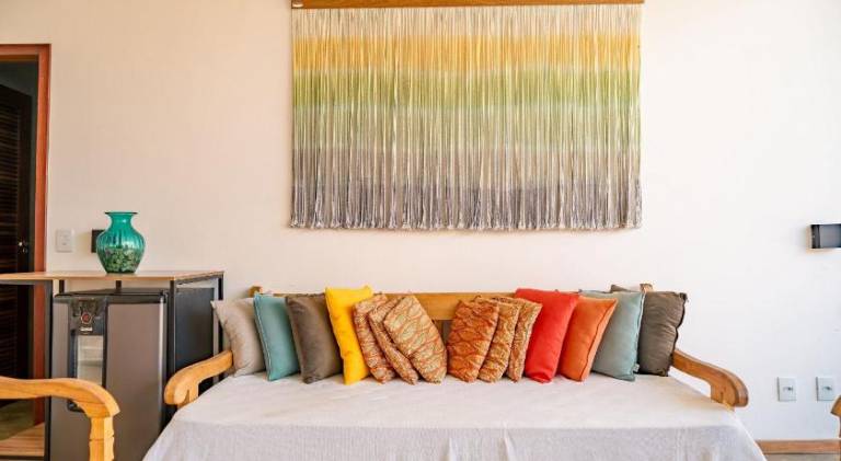 Charming vacation home with pool | Pet-friendly — photo 2