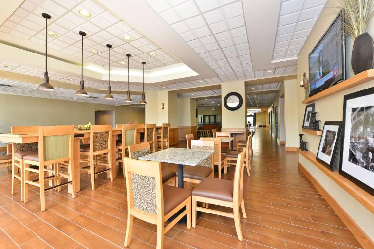 Hampton Inn Kalispell — photo 4