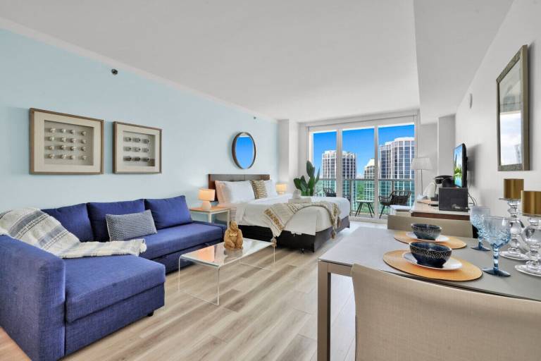 Condo Coconut Grove