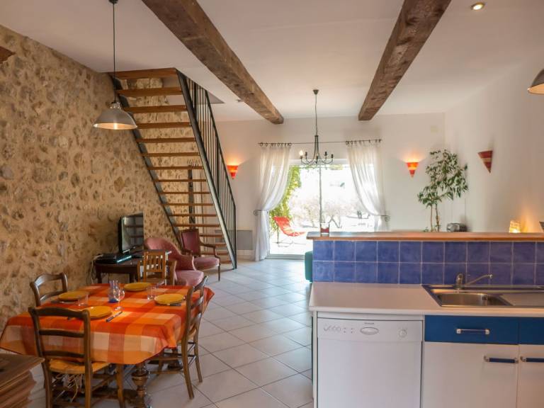 In Murviel-les-Béziers, — photo 4