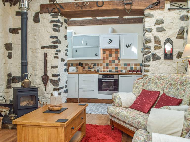 Family-oriented charming cottage with garden & barbeque | Pet-friendly — photo 2