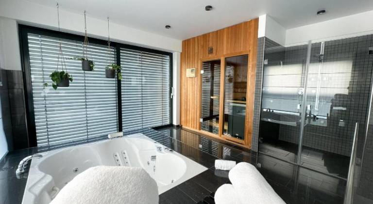 Holiday apartment with 2 rooms for 4 persons — photo 2