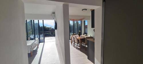 Rental apartment with terrace, yard & private pool — photo 5