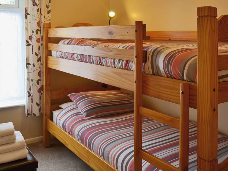 Child-friendly cottage with yard & terrace | Pets allowed — photo 2