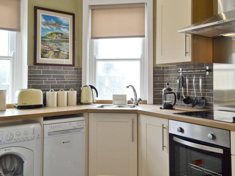 Family-oriented cottage | Sea view | Next to the beach | Pet-friendly — photo 4