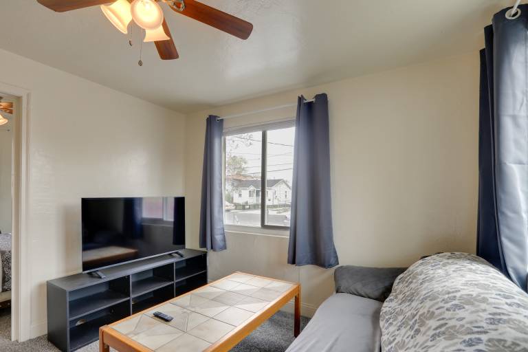 Home Near Reno Industrial Center & Med Centers — photo 5