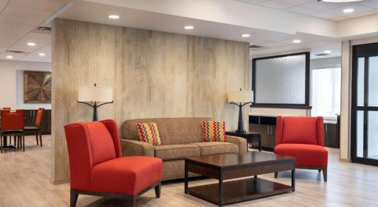 Days Inn & Suites by Wyndham Denver International Airport — photo 5
