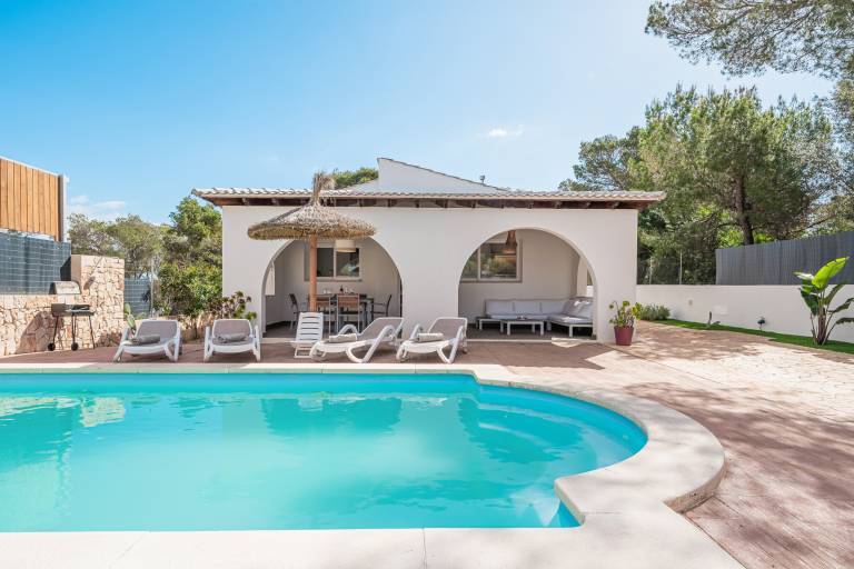 Vacation Home "Villa Abril" with Mountain View, Pool, & Wi-Fi — photo 3