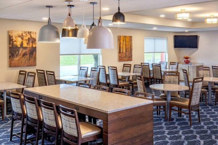 Fairfield by Marriott Inn & Suites Lancaster — photo 4