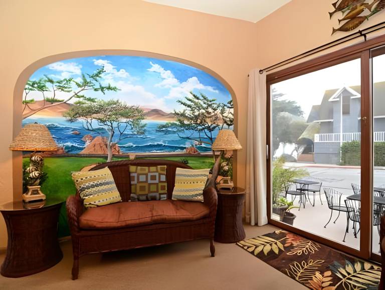 Lovers Point Inn — photo 3