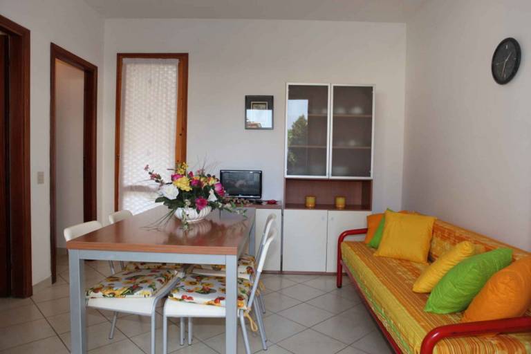 Holiday apartment with garden and close to the town centre — photo 5