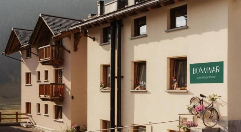 Rental apartment with terrace & yard in Livigno
