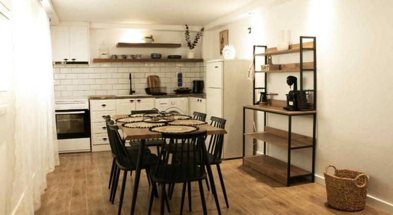 Beautiful vacation home | Dogs allowed in Kymi-Aliveri