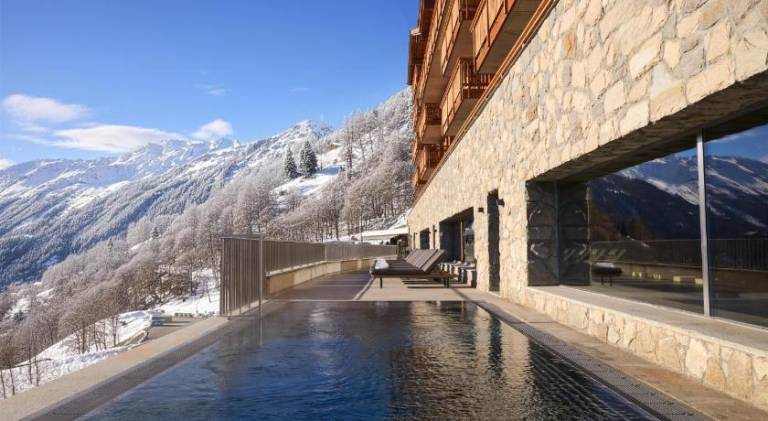 Dent Blanche Resort - TemptingPlaces Collection — photo 2