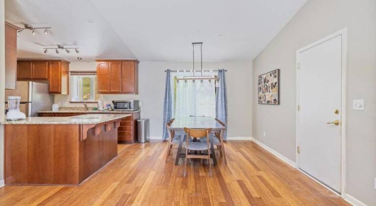 Ample villa with hot tub | Dogs allowed — photo 4