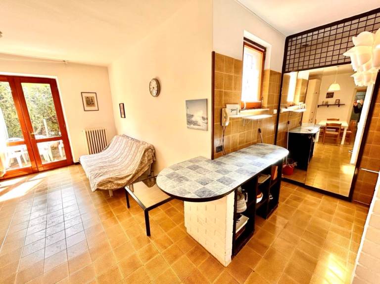 Child-friendly rental apartment with yard | Beach nearby | Pets are welcome — photo 2