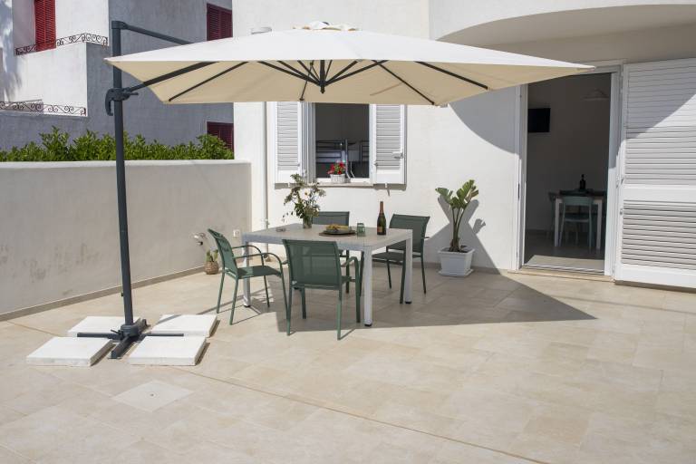 Fully equipped nice rental apartment with terrace & garden | Beach nearby | Dogs allowed — photo 2