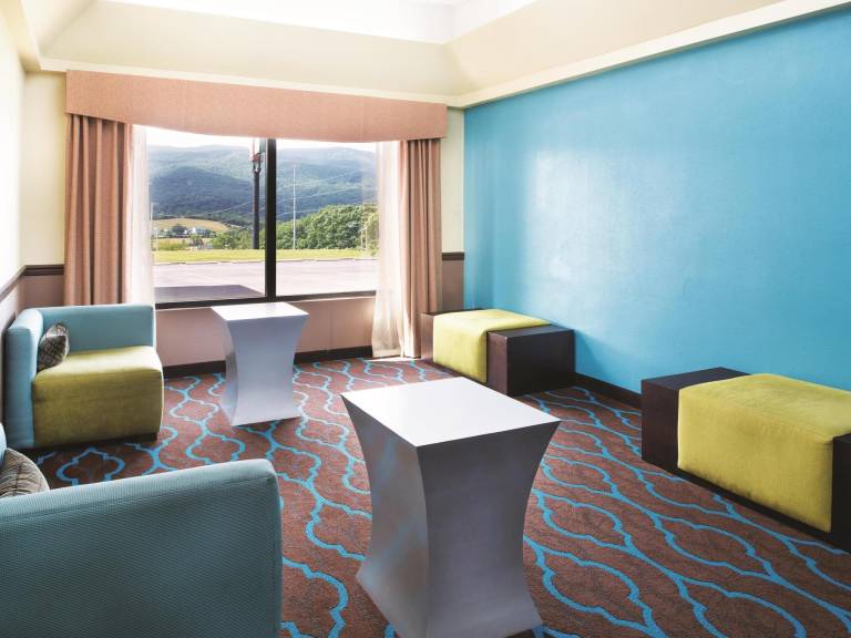 Garner Hotel Wytheville East By IHG — photo 4