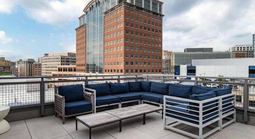 Serviced apartment with patio & garden — photo 4