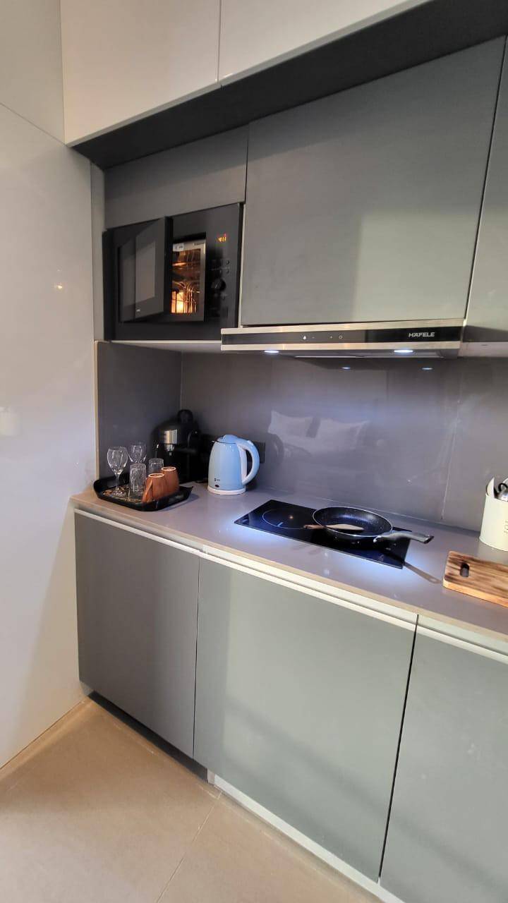 Elegant apartment with a skyline view in Noida — photo 4