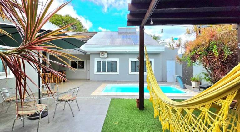 Pleasant house with pool | Good for workation | Pets allowed in Sao Roque