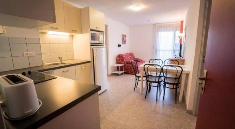 Apartment with terrace, garden & sauna — photo 5