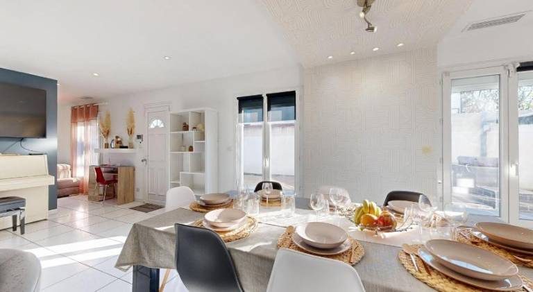 Ample villa with pool | Pet-friendly — photo 3