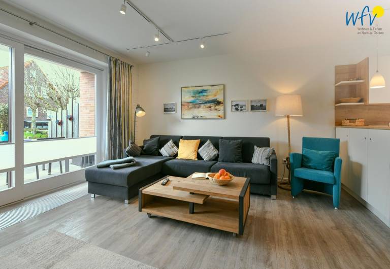 Haus Dünenblick: Traumhafte Ferienwohnung mit Balkon, Terrasse, Garten in Wittmund