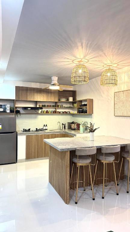 Beautiful vacation home with pool & BBQ | Dogs allowed — photo 3