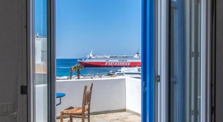 Holiday apartment with terrace — photo 4