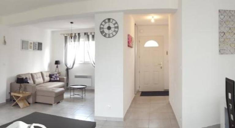House with 3 rooms for 6 persons — photo 2