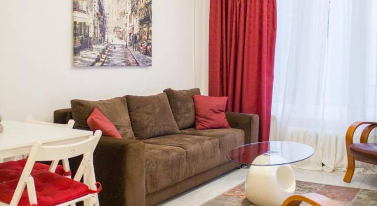Comfort suite near NDK and Viotosha blvd in Sofia