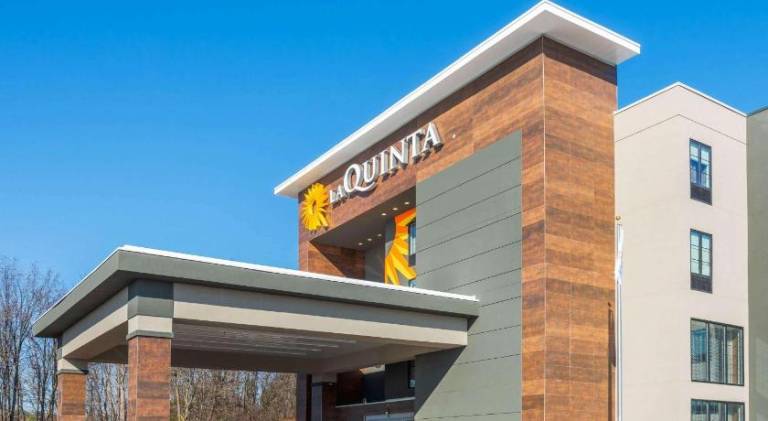 La Quinta Inn & Suites by Wyndham Aberdeen-APG in Aberdeen, MD
