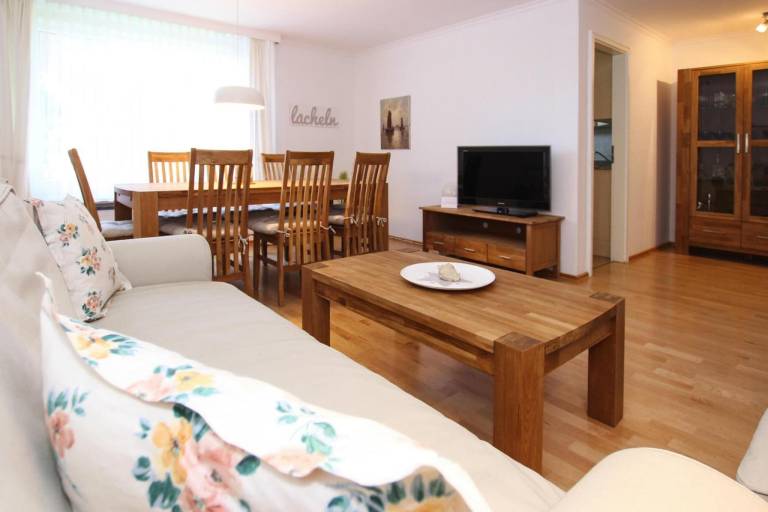 Holiday apartment with garden & terrace — photo 3