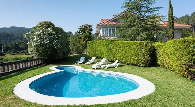 Villa with pool & jacuzzi — photo 5