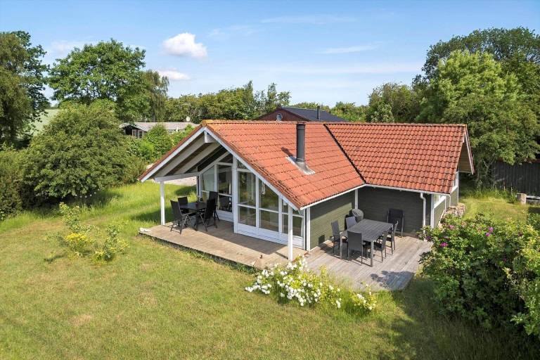 Vacation home with patio, barbeque & sauna in Sønderborg