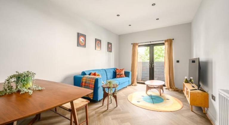 Serviced apartment with terrace — photo 5