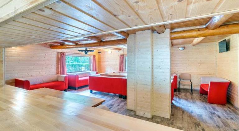 Chalet with 5 rooms for 16 persons — photo 4