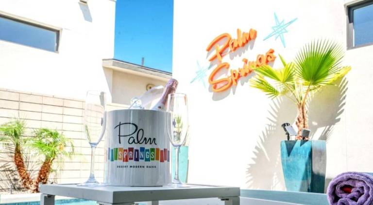 Fully equipped charming house with jacuzzi & pool | Pets allowed in Palm Springs, CA