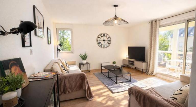 Charming rental apartment with patio | Pets are welcome — photo 2