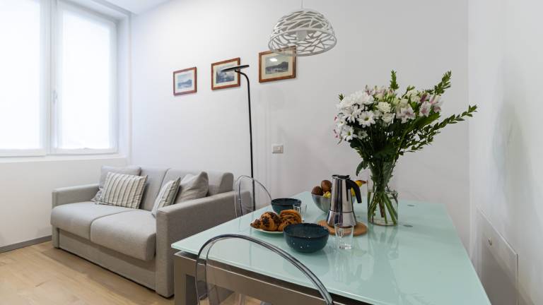 Apartment with patio | Next to Milano Centrale railway station — photo 2