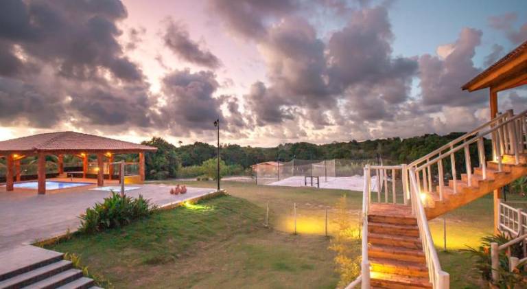 Wonderful holiday apartment with yard & pool | Pet-friendly — photo 4