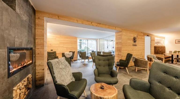 Serviced apartment with BBQ, yard & pool | Pets allowed — photo 3