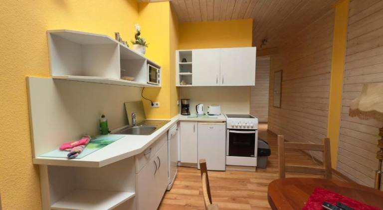Apartment with 2 rooms for 6 persons — photo 3